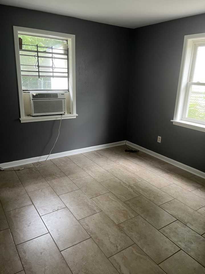 1018 Leboeuf St - Photo 3 of 6