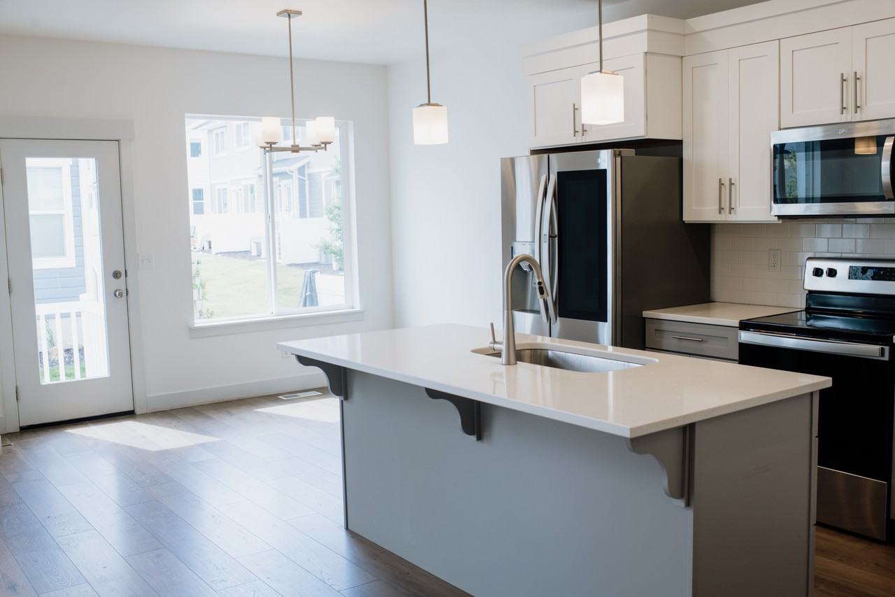 1415 N 3860 W #1415N - Photo 7 of 9