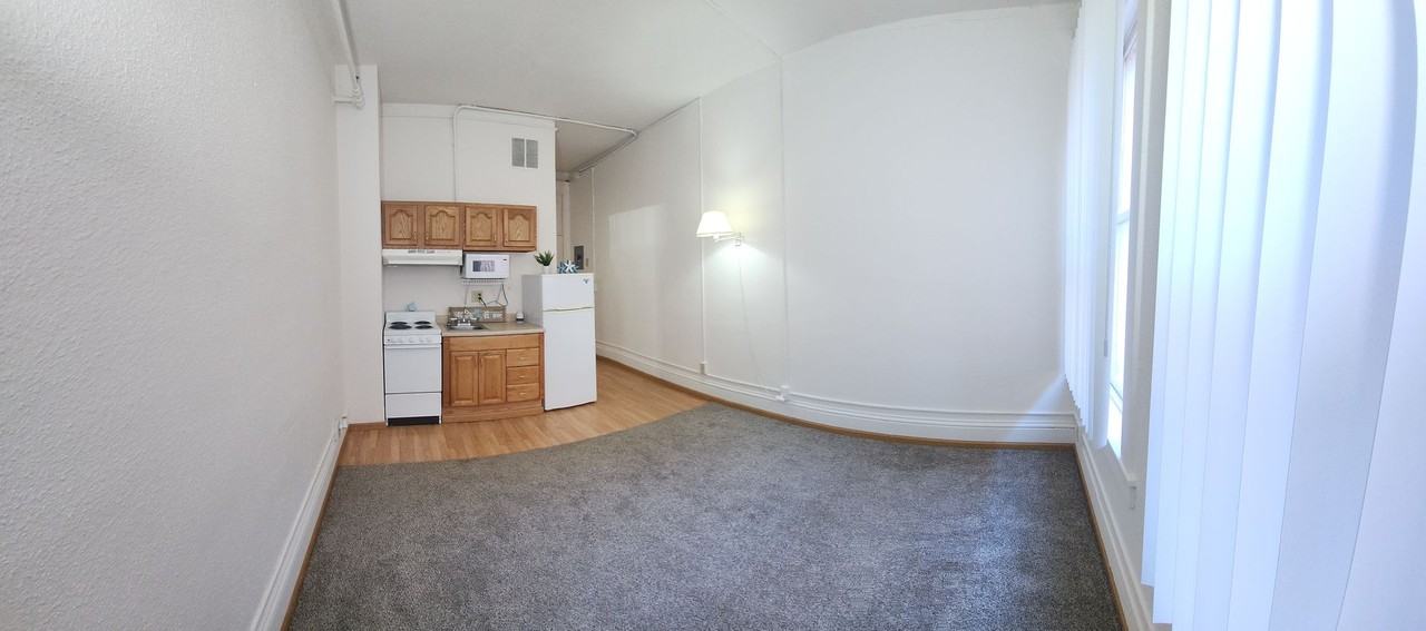 Gardner - Photo 2 of 35