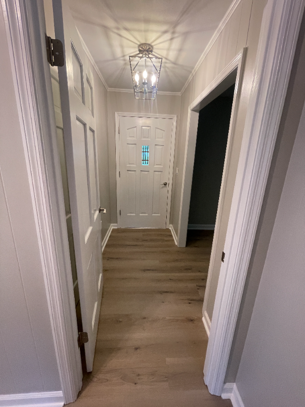 430 Athens Pike - Photo 2 of 18