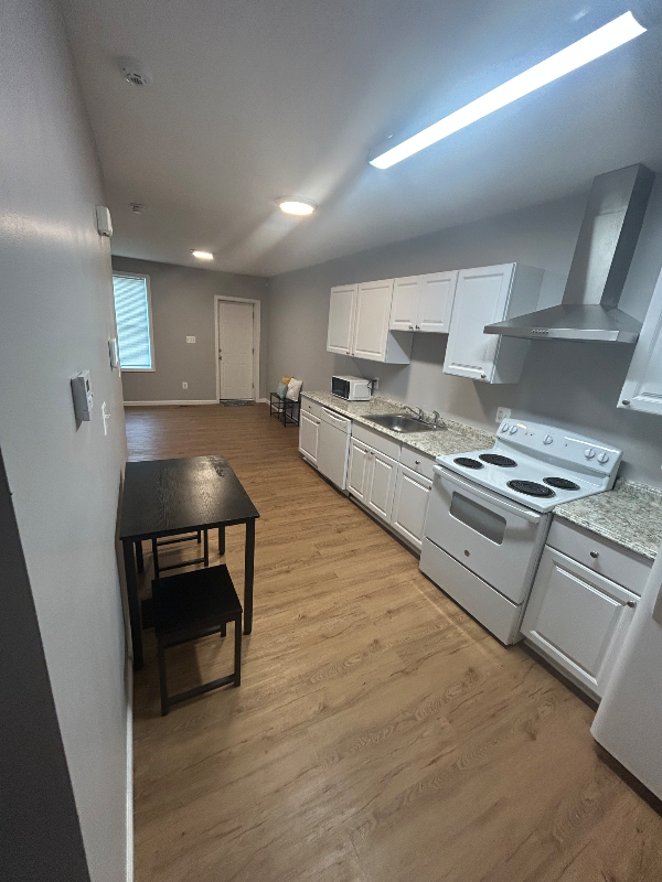 1508 Mchenry St - Photo 3 of 8
