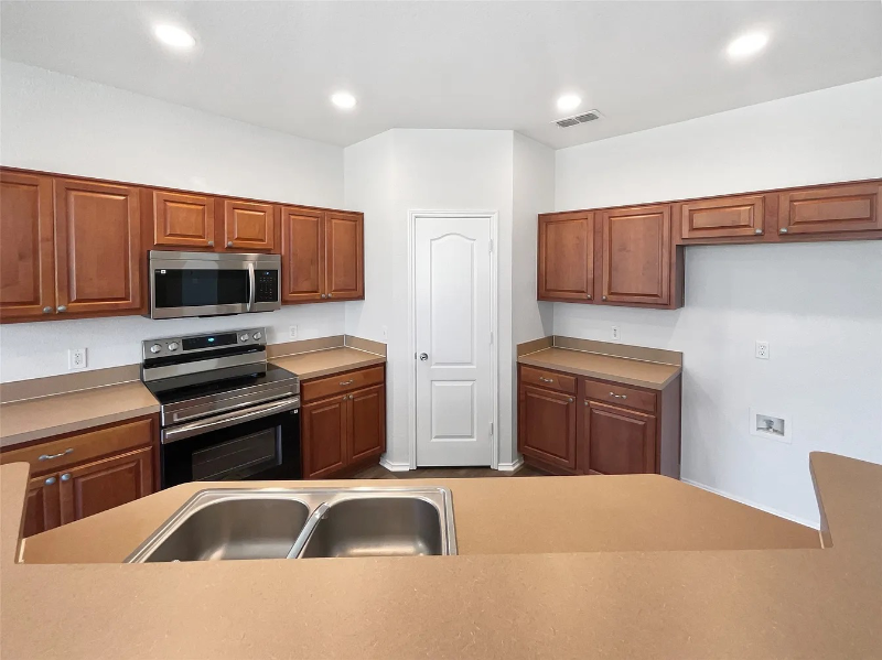 13458 Dove Ranch Rd - Photo 3 of 20