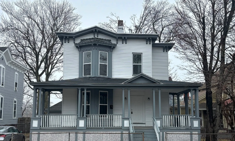 64 Thompson St #1 - Photo 2 of 4