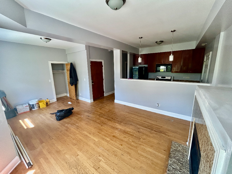 1140 E Marquette Rd #2D - Photo 3 of 13