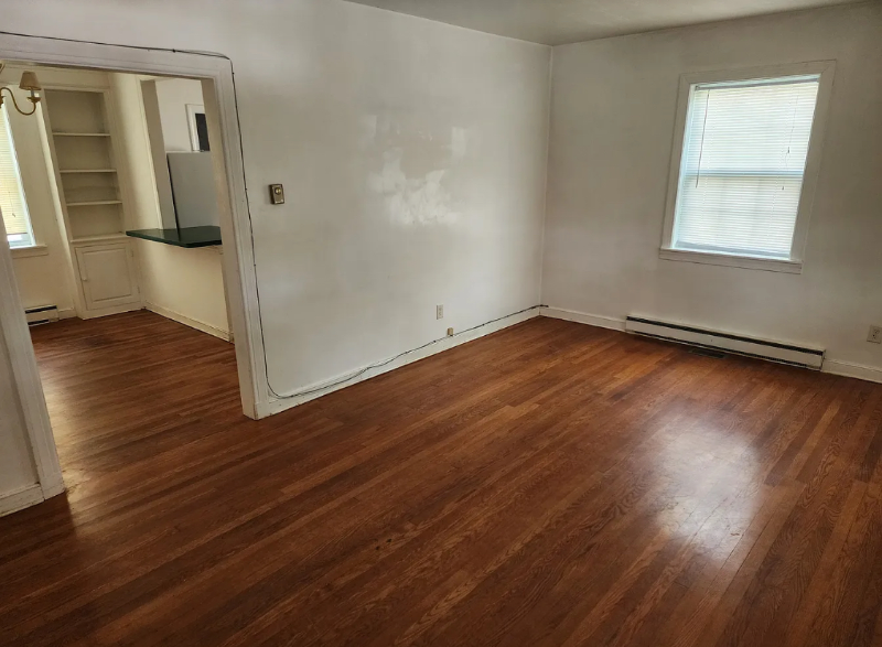 6731 Patterson Ave - Photo 3 of 14