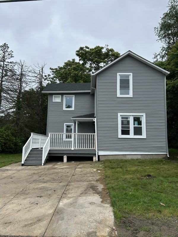 255 Howard St - Photo 2 of 15