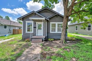 1818 Windsor Ave - Photo 1 of 1