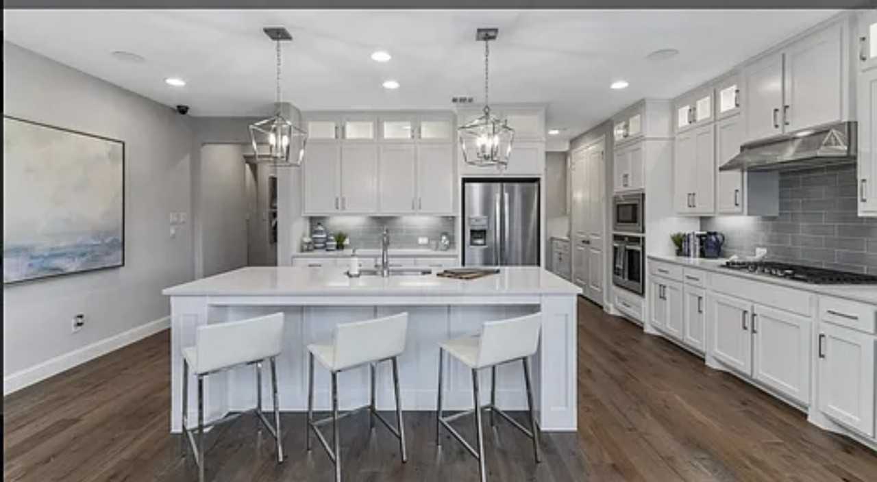 1759 Bluebird Ct #NA - Photo 5 of 17