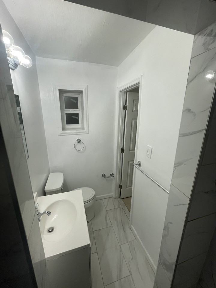 4520 Fairview St #NA - Photo 5 of 14