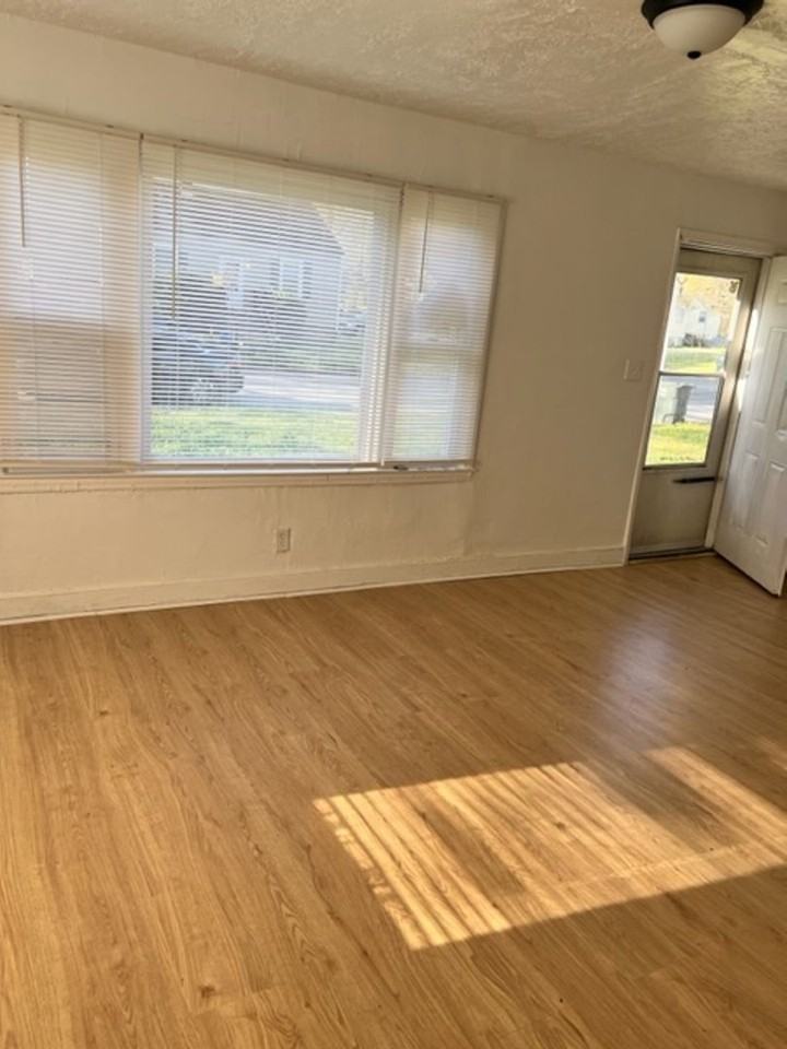 2003 Byrd Street - Photo 2 of 12