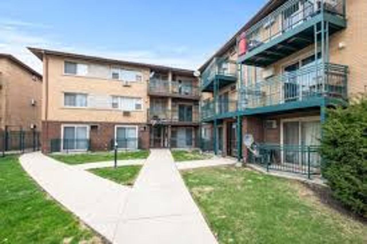 3830-3832 W 63rd (West Lawn) - Photo 3 of 8