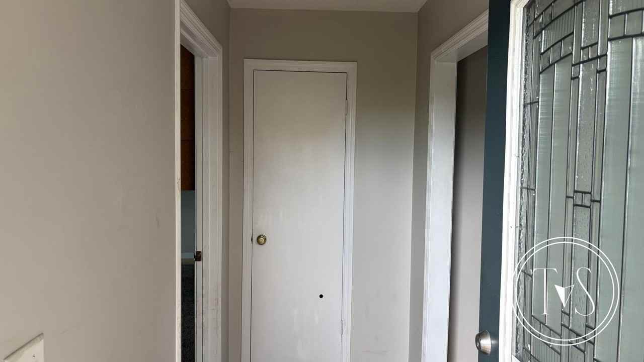 632 Fleming Rd - Photo 3 of 20