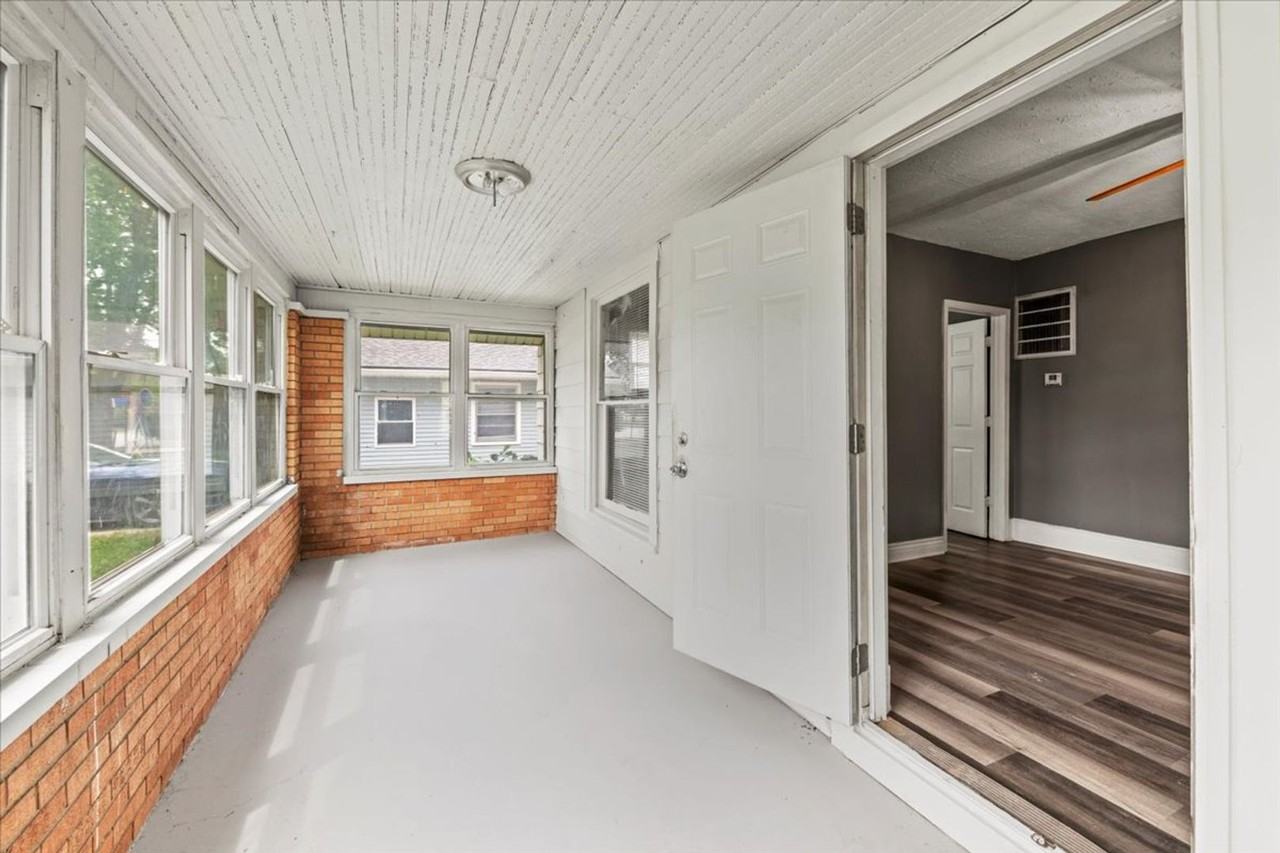 1509 Manhattan Ave - Photo 3 of 15