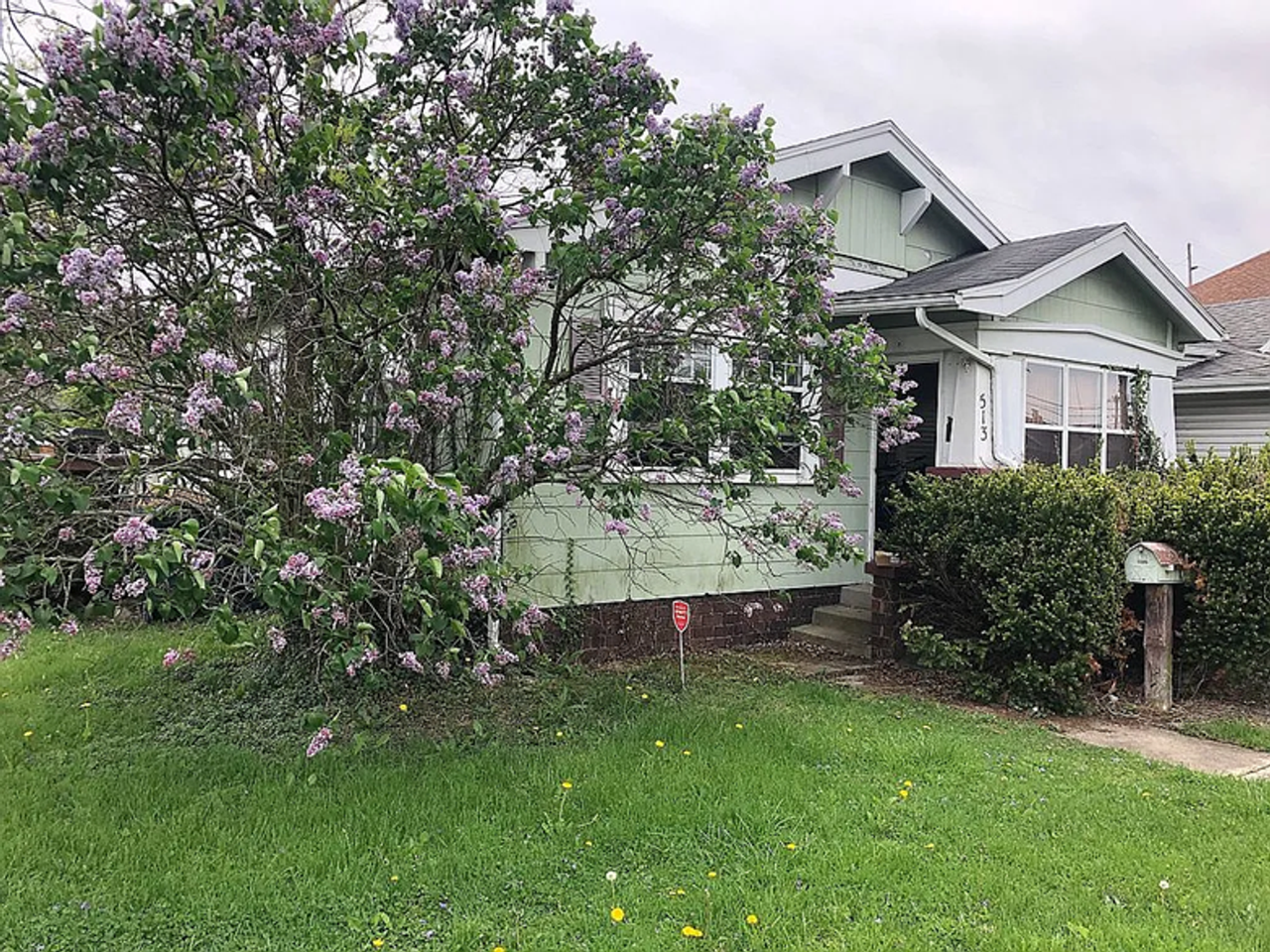 513 East Centennial Avenue