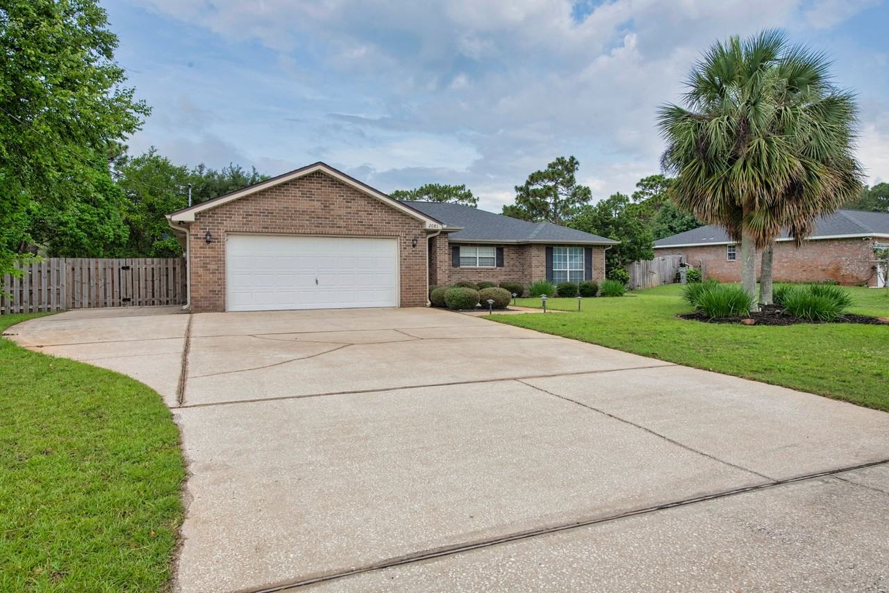 2081 Seagrape Dr - Photo 3 of 49