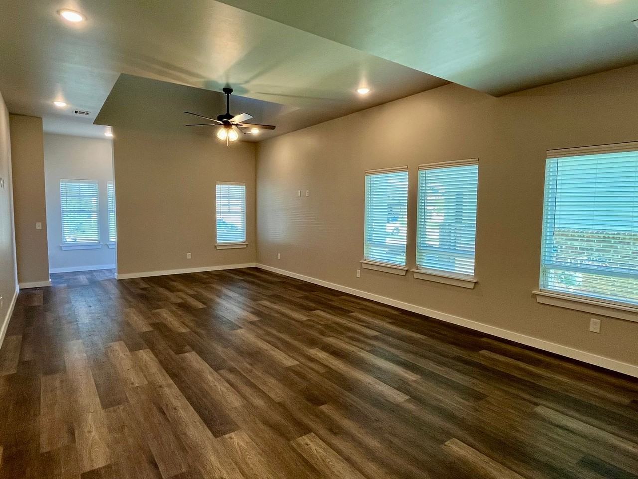 6604 Bentwood Villas Dr #A - Photo 3 of 13