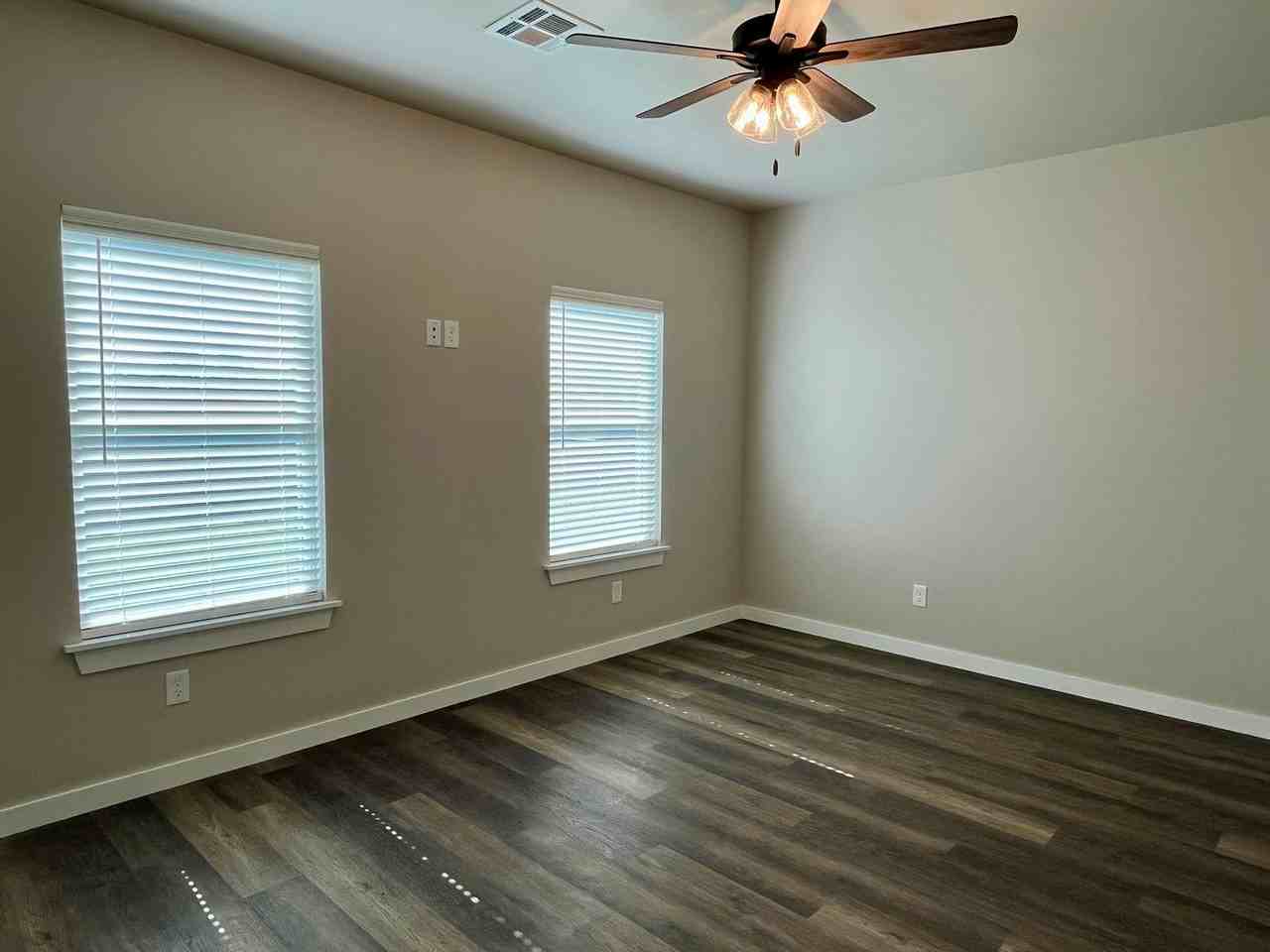 6604 Bentwood Villas Dr #A - Photo 6 of 13