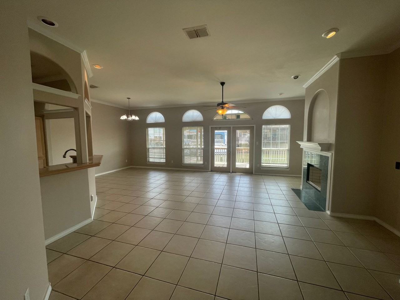 13558 Ducat Ct - Photo 3 of 26