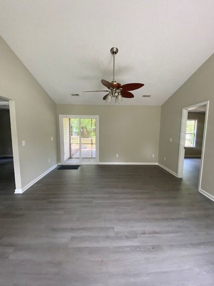 4524 Alder Ridge Rd - Photo 6 of 31