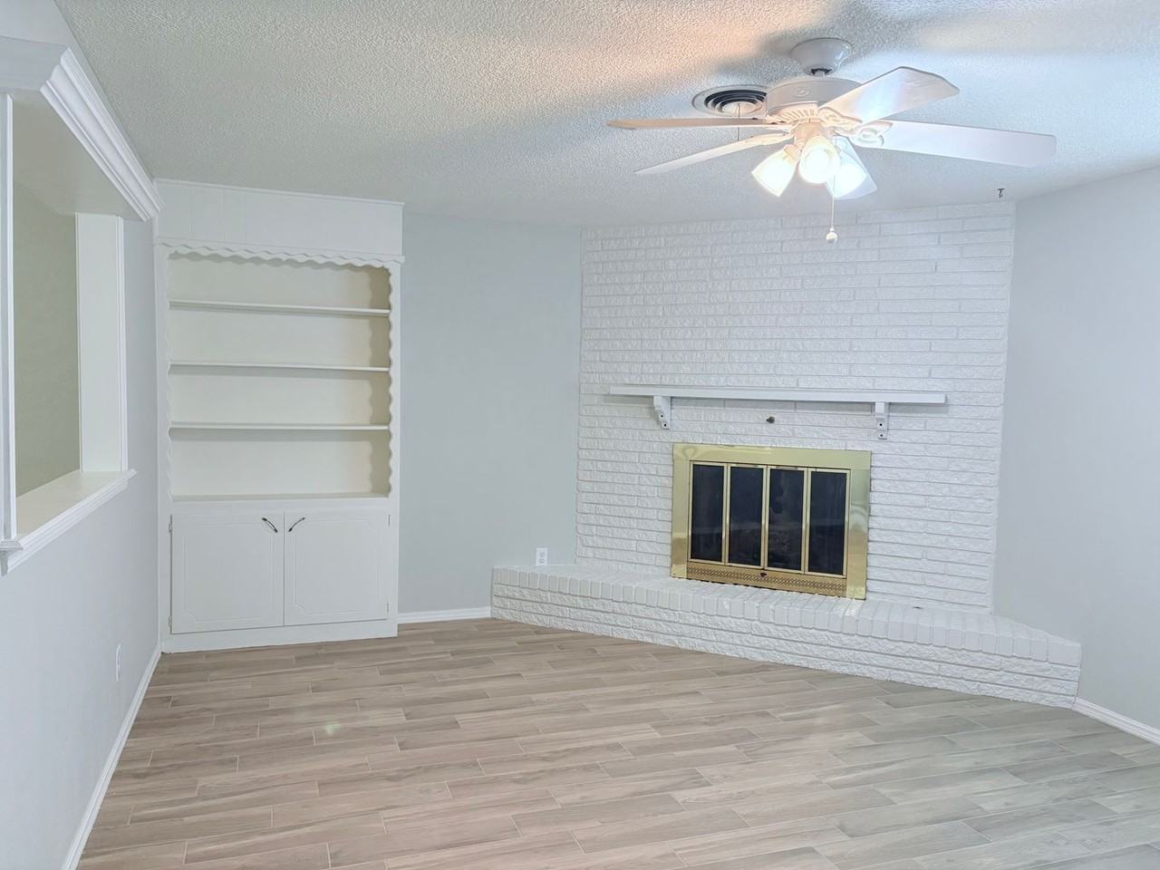 625 Southwest 68th Street - Photo 2 of 22