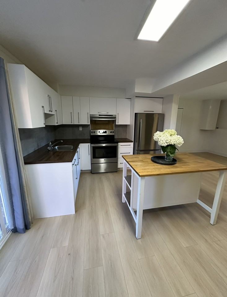 18939 119B Ave - Photo 2 of 11