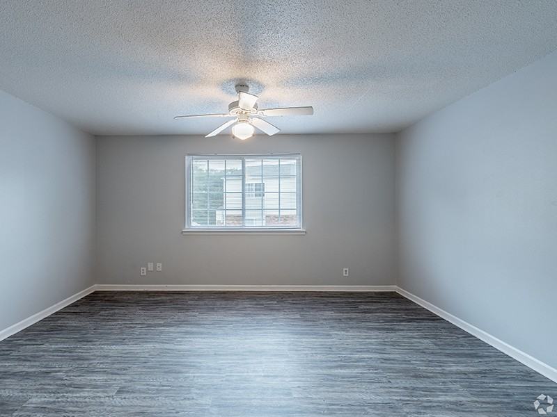 Rivers Edge - Photo 6 of 14