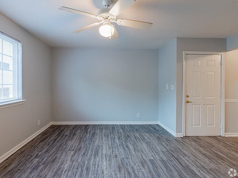 Rivers Edge - Photo 4 of 14