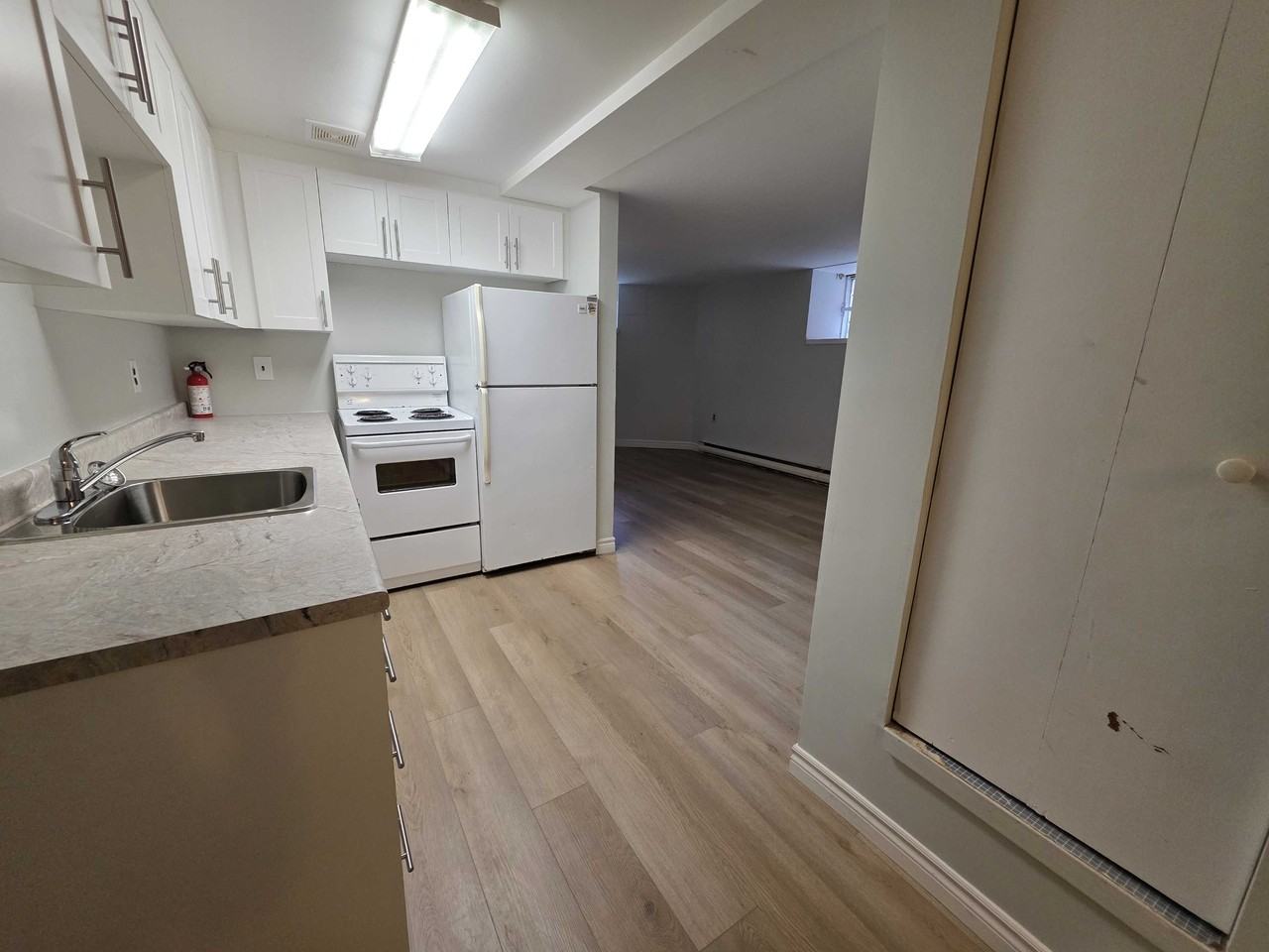 509 Johnson St #3 - Photo 2 of 7