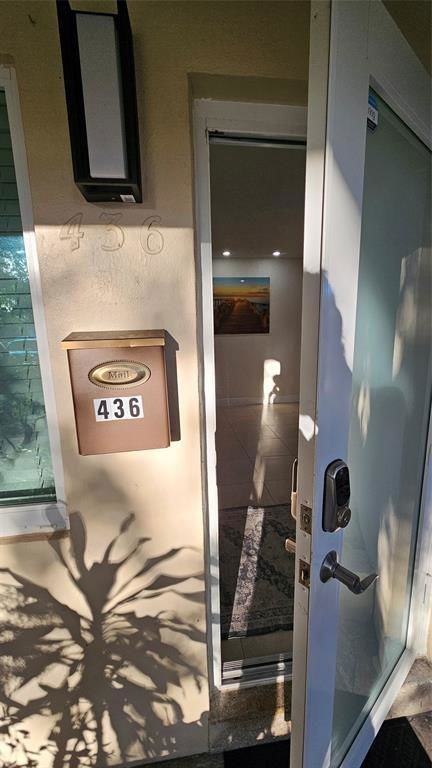 436 Ne 25th Ave - Photo 2 of 8