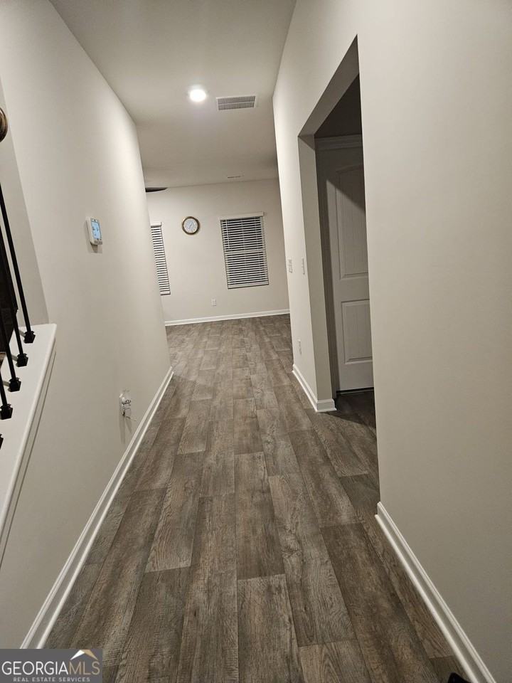 378 Sandy Creek Dr - Photo 2 of 16