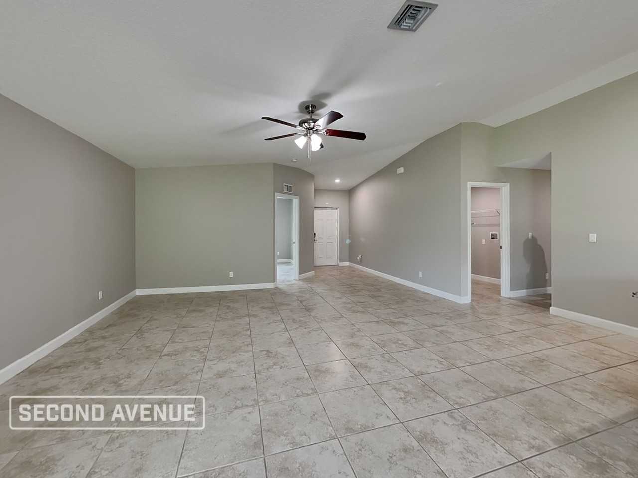 748 Geddes St Sw - Photo 6 of 22