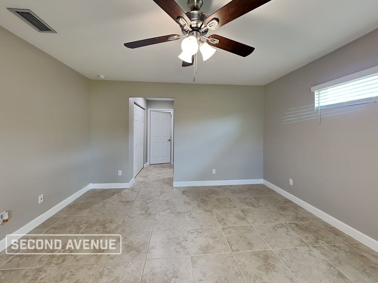 748 Geddes St Sw - Photo 7 of 22