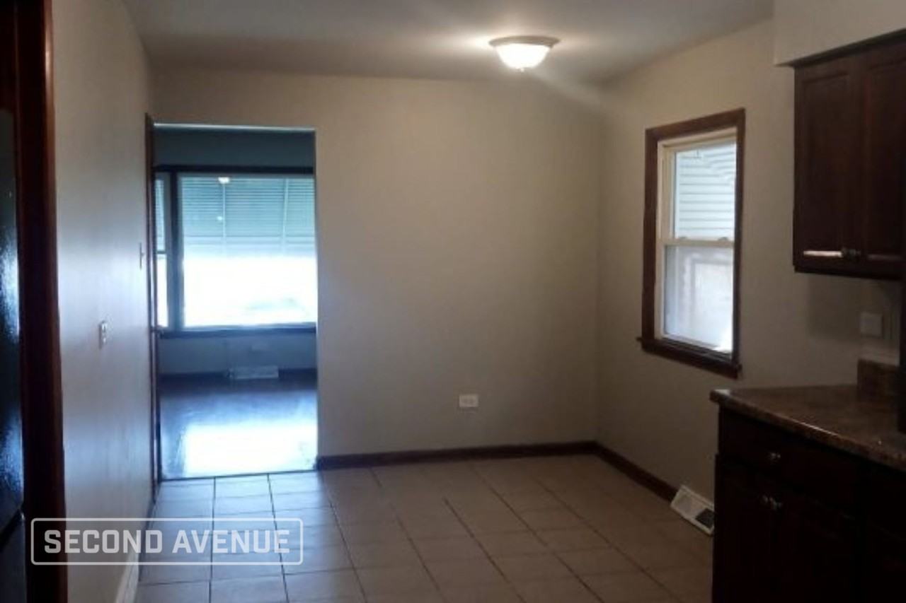 11638 S Vincennes Ave - Photo 3 of 10