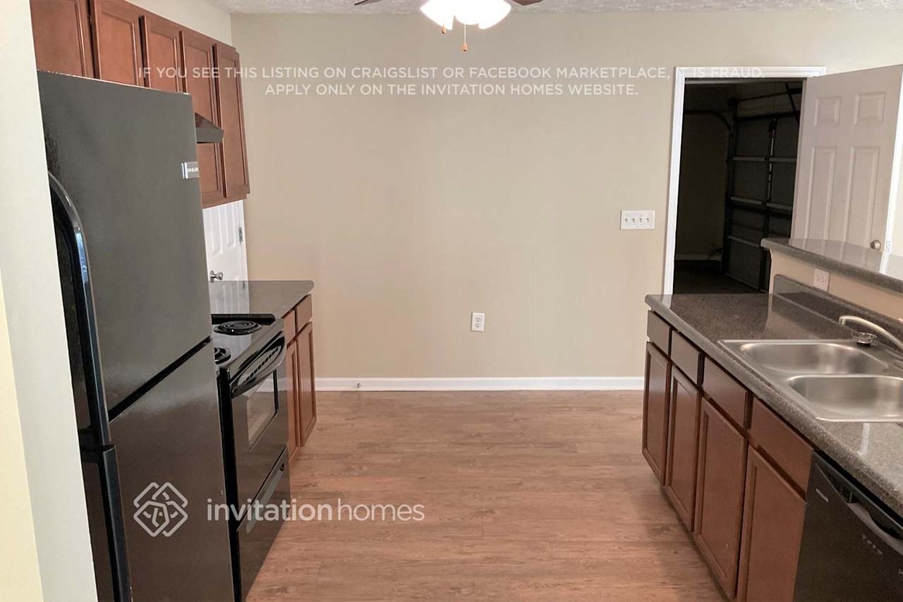72 Glazier Farms Ct - Photo 4 of 17