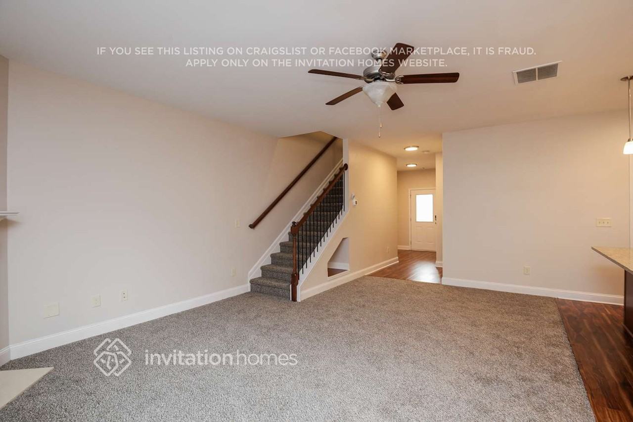 254 Centerview Way - Photo 2 of 16