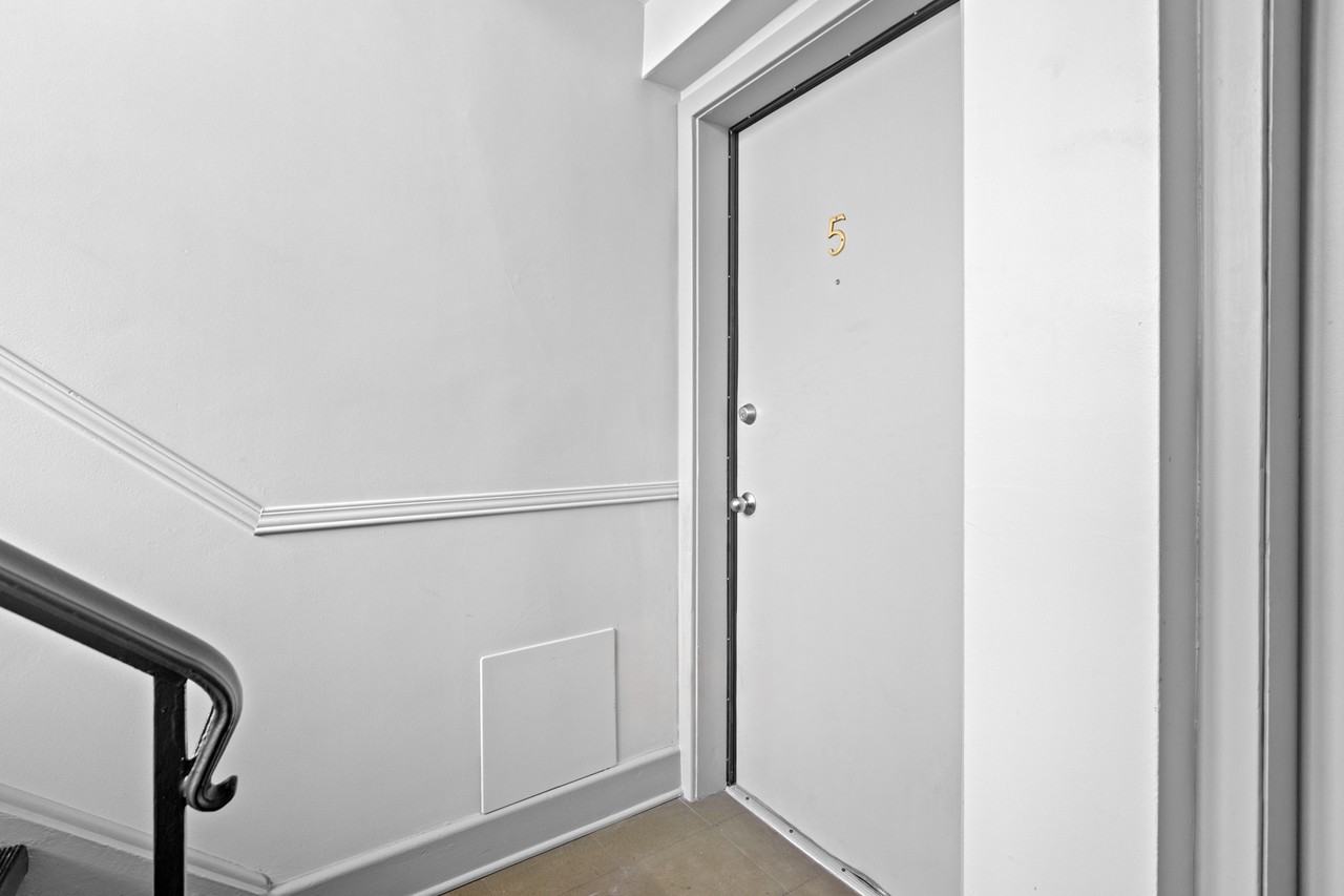 23 Chapleau Ave. - Photo 2 of 16