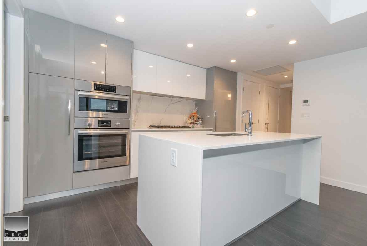 2085 Skyline Crt - Photo 2 of 30
