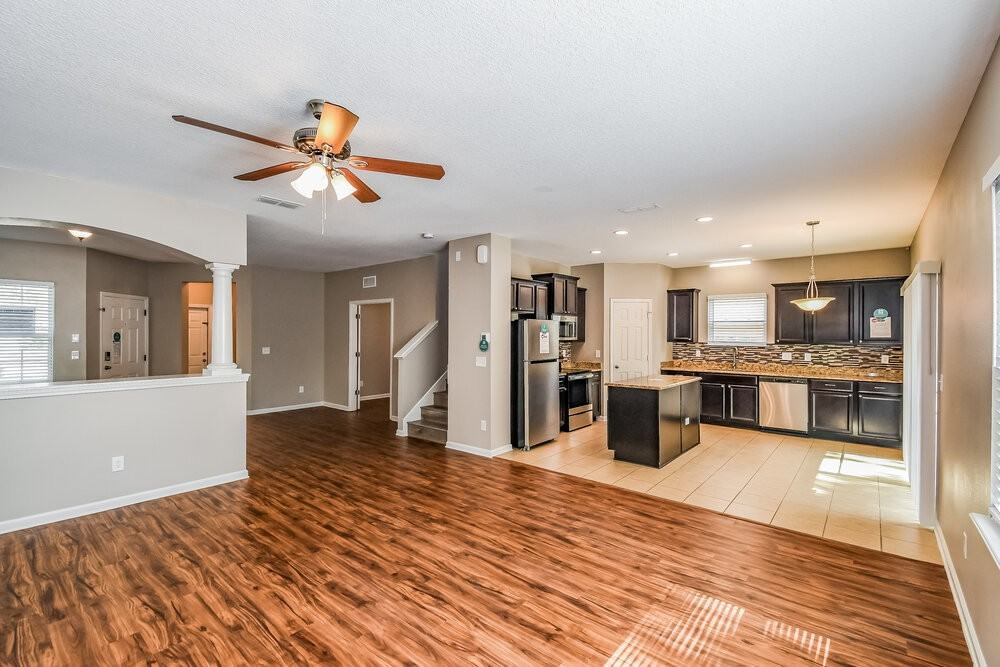 211 Buck Run Way - Photo 5 of 17
