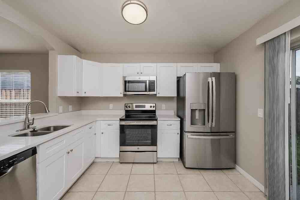 1034 Harvest Moon Dr - Photo 7 of 16