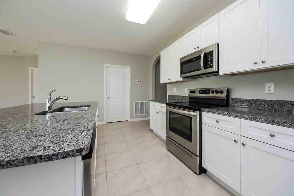 1883 Green Dragon Dr - Photo 7 of 15