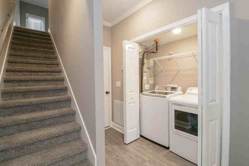 180 Dundee Dr #NA - Photo 2 of 24