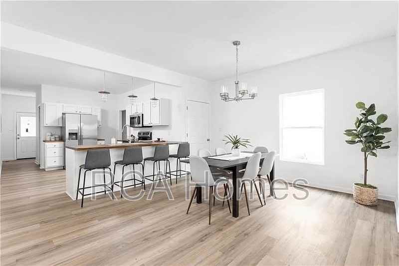 408 N Dearborn St - Photo 6 of 18