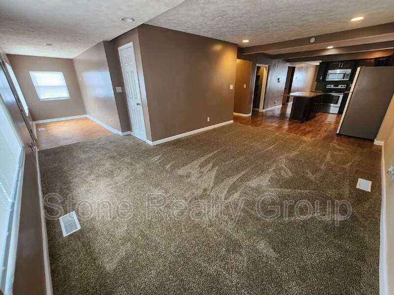 2724 Maple Ave #A - Photo 2 of 13