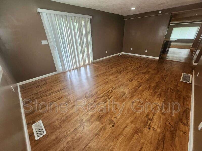 2724 Maple Ave #A - Photo 7 of 13