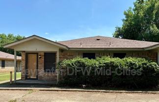 621 Race St #4 - Photo 1 of 1
