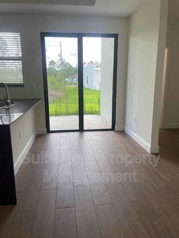 126 Viewpoint Dr - Photo 5 of 27