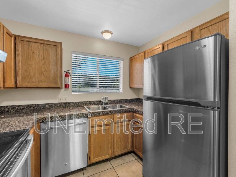 2401 N West St #210 - Photo 6 of 17