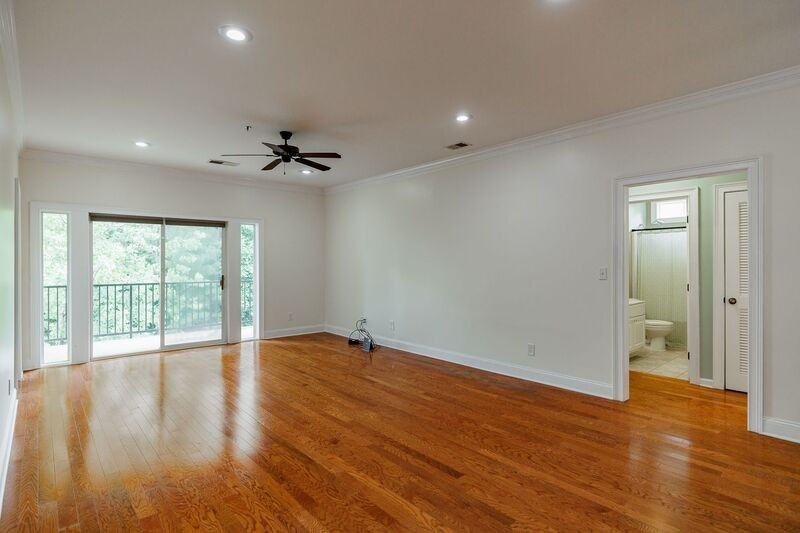350 Wood Lake Dr #24 - Photo 3 of 29