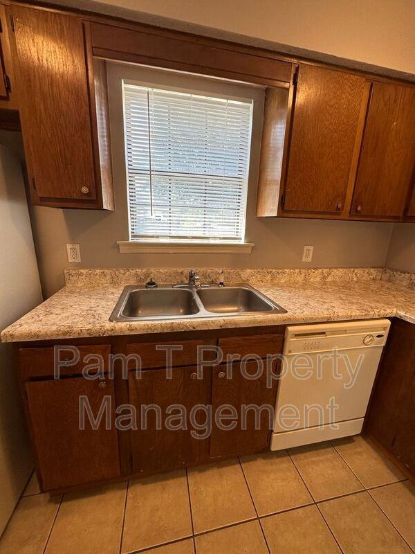 1 Flowering Peach Ct - Photo 7 of 20