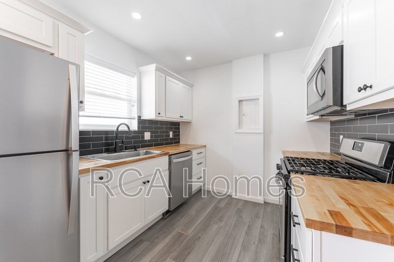 3003 Ruckle St - Photo 5 of 13